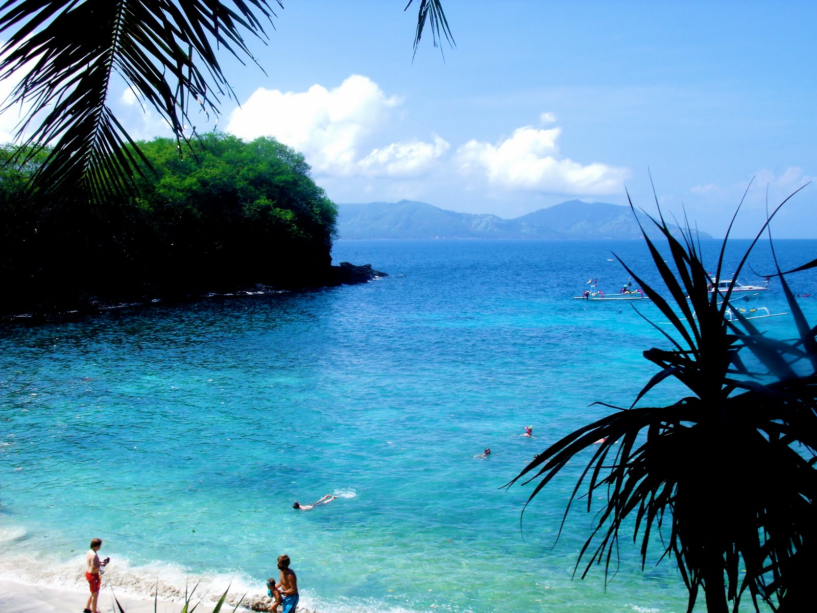 Blue-lagoon-beach-Bali9