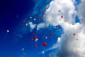 SMS pour votre anniversaire : 40 messages pour votre anniversaire de rencontre