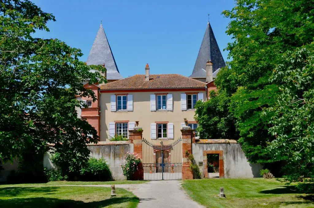 se-marier-dans-un-chateau-riveneuve-1