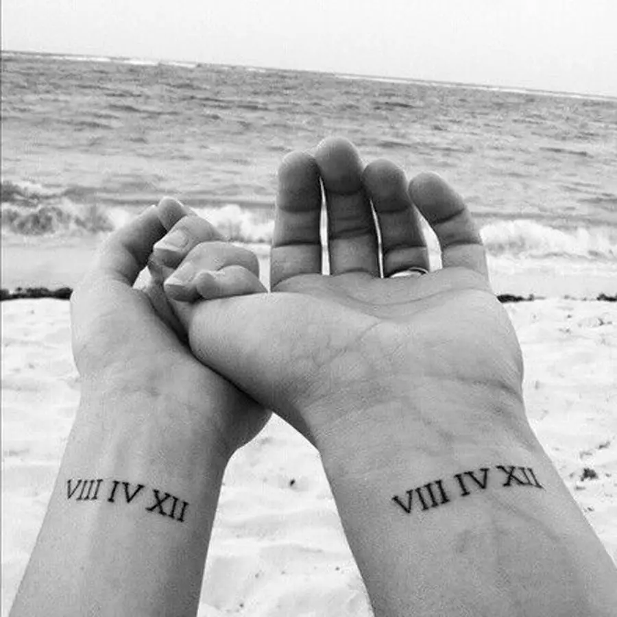 Tatouage-couple-date