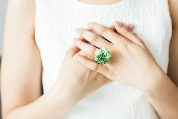 Des bijoux originaux qui poussent pendant que vous les portez