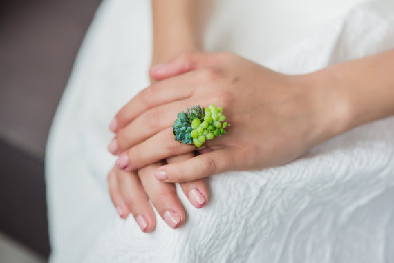 Des bijoux originaux qui poussent pendant que vous les portez