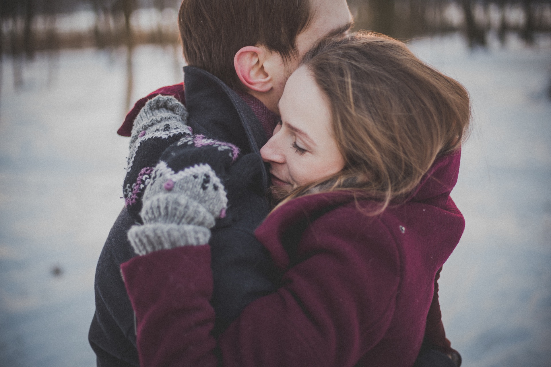 10 activités à faire en couple en hiver chez soi  Parler 