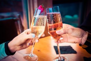 Que faire en couple au nouvel an : 12 activités trop fun