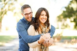 Comment reconnaître un homme amoureux qui cache ses sentiments ?