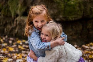 Parents épanouis, enfants épanouis ? De l’importance du bonheur parental