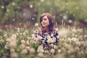 Que signifie être aromantique ? Témoignage d’une personne qui ne connaît pas l’amour