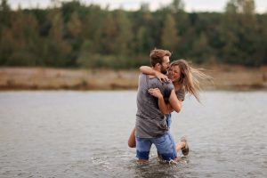 Coup de foudre réciproque et puissant : Une magnifique histoire d’amour