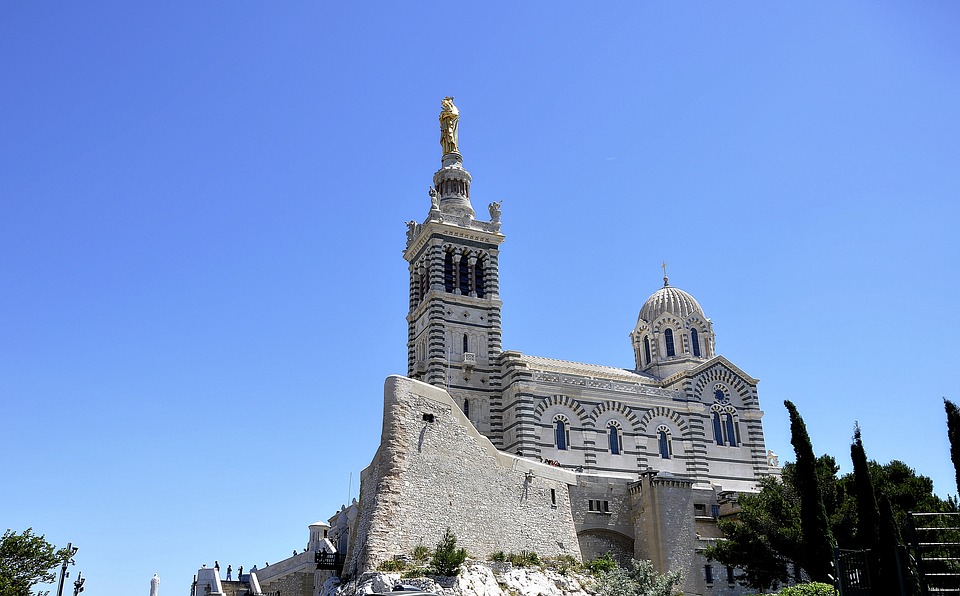 activités à faire en couple à Marseille : Notre Dame de la Garde
