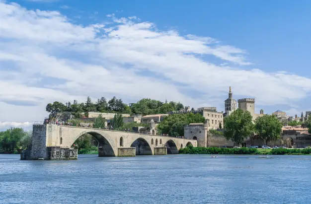 activités à faire en couple à Avignon 