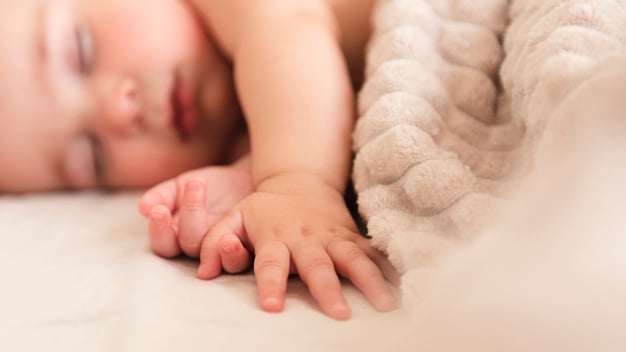 Rituels du coucher de bébé entre 0 et 1 an