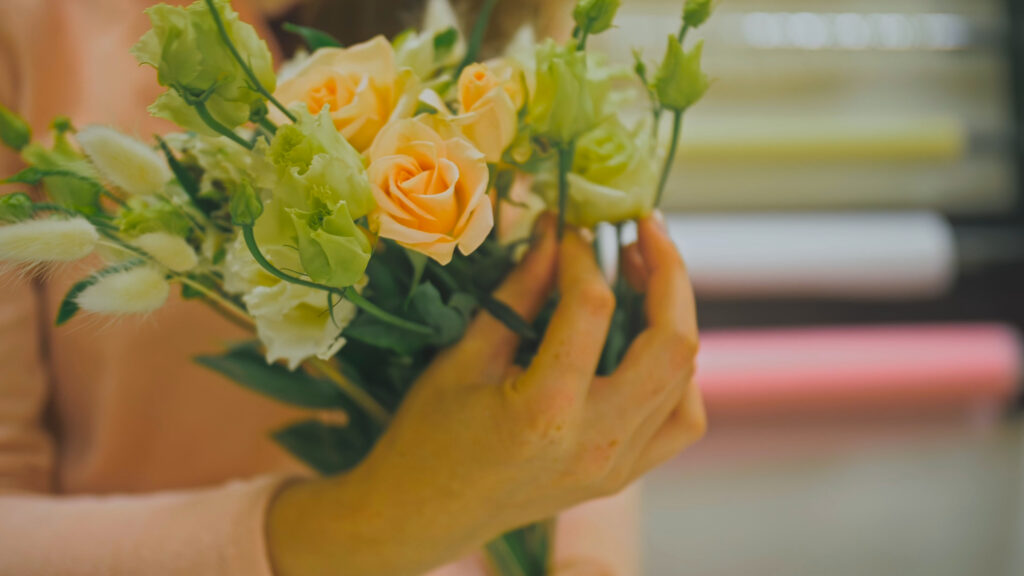 surprise romantique pour une femme fleur