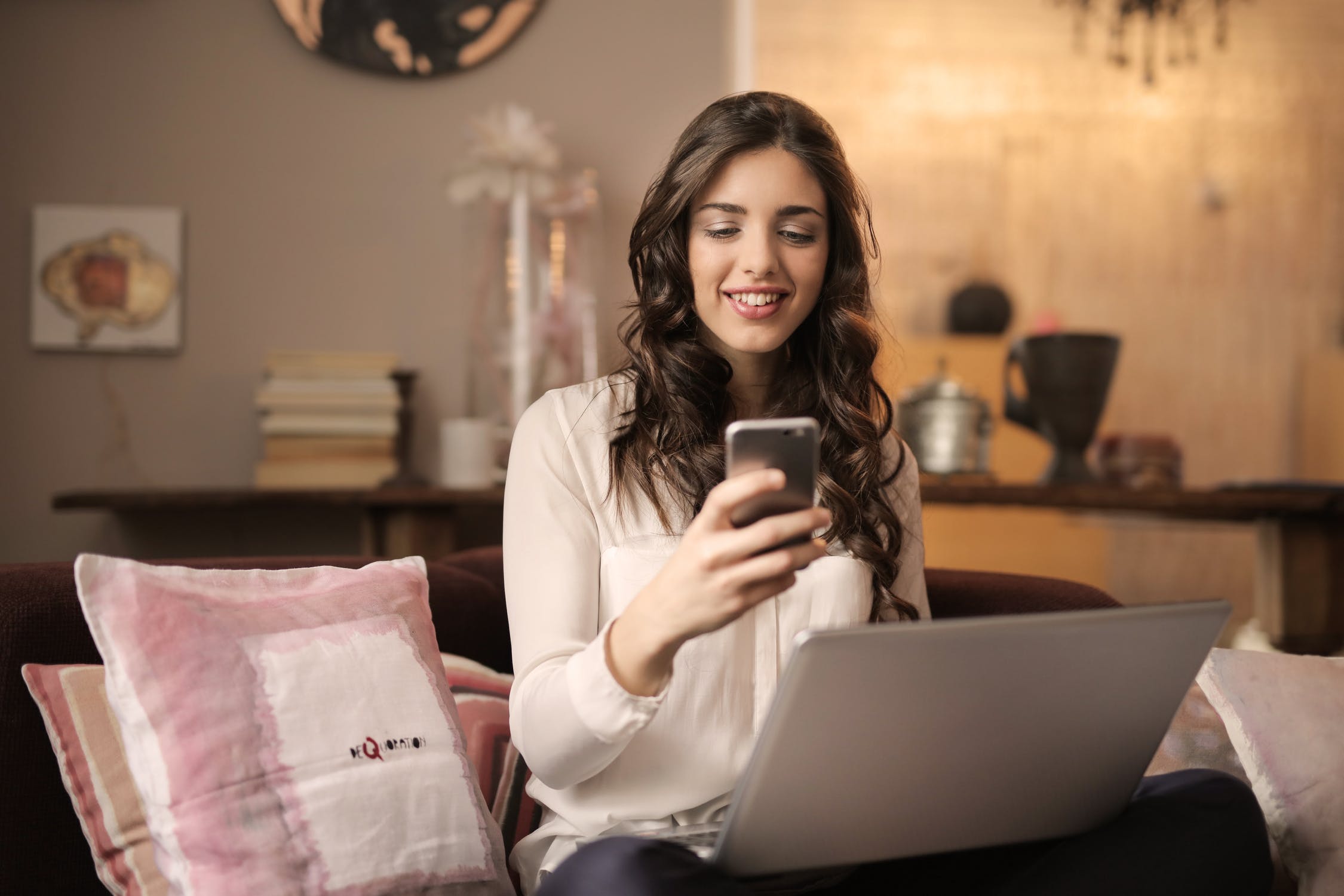 Rencontre sur Internet: conseils pour le premier rendez-vous
