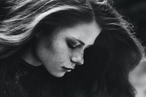 Je n’ai confiance en personne : témoignage de Fabienne