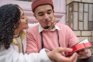 surprise à son amoureux sans argent