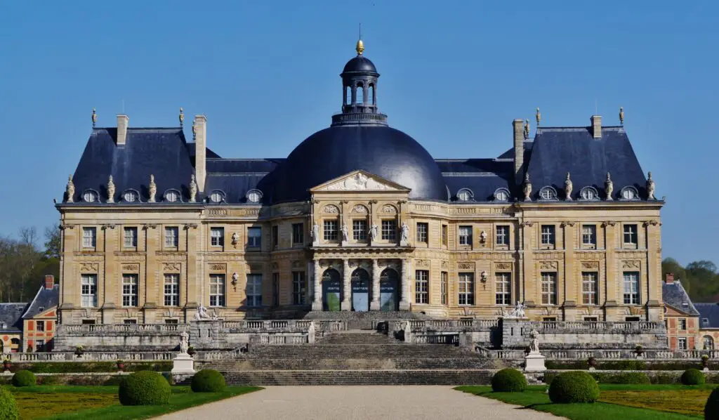 Maincy-Vaux-le-Vicomte et son magnifique château pour un weekend en amoureux proche de paris