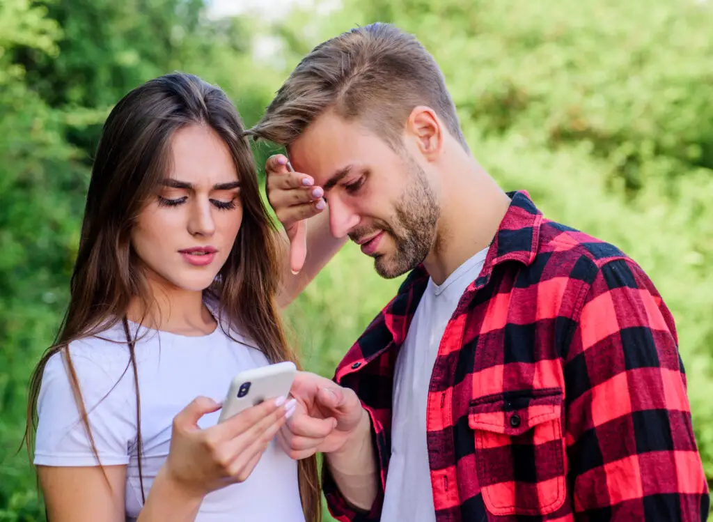 signes qu'il aime encore son ex