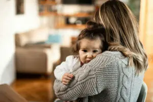 Ces femmes qui n’aiment pas leurs enfants : zoom sur le regret maternel