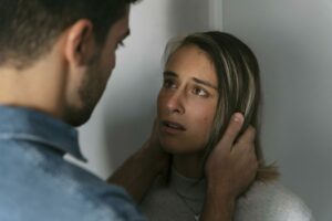 Déstabiliser un pervers narcissique : Les techniques redoutables