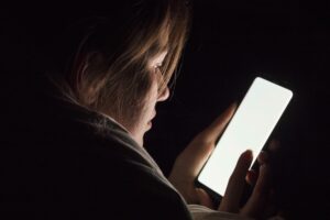 Comment piéger son mec par sms : voici comment attraper un infidèle