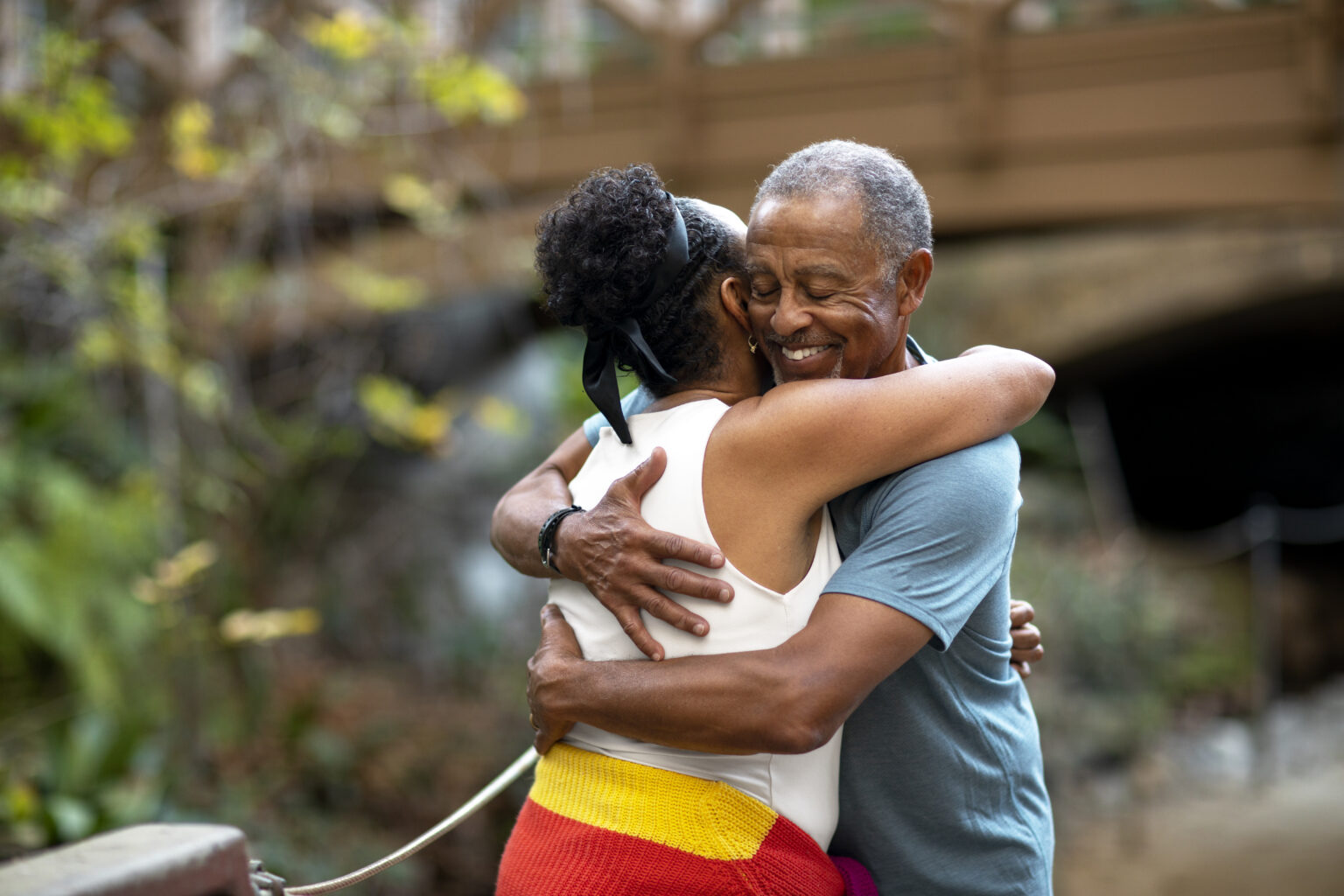Retrouver son amour de jeunesse 50 ans après le témoignage bouleversant de